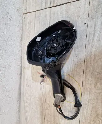 Aston Martin DBX Front door electric wing mirror My83-17682-BB