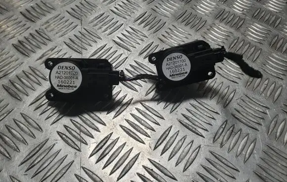 Nissan Micra K14 A/C air flow flap actuator/motor A21201700