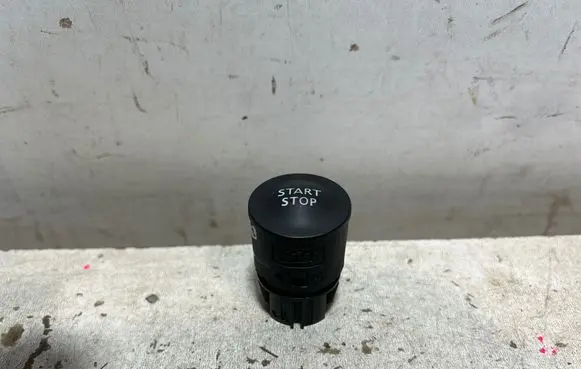 Renault Clio IV Engine start stop button switch 1927937