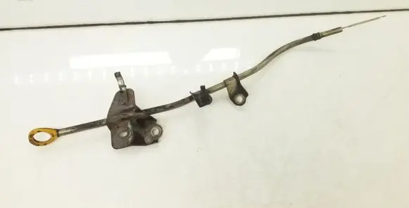 Toyota Avensis T250 Oil level dip stick 