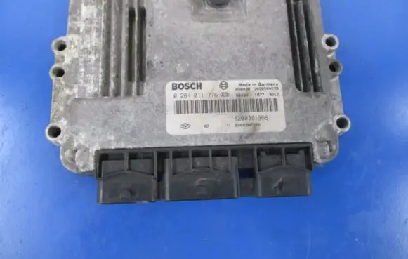 Renault Scenic II - Grand scenic II Engine control unit/module ECU 8200391966
