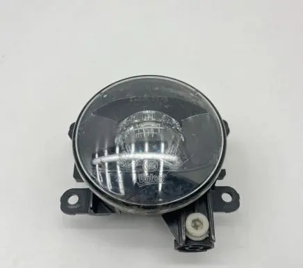 Renault Captur Front fog light 261507170R