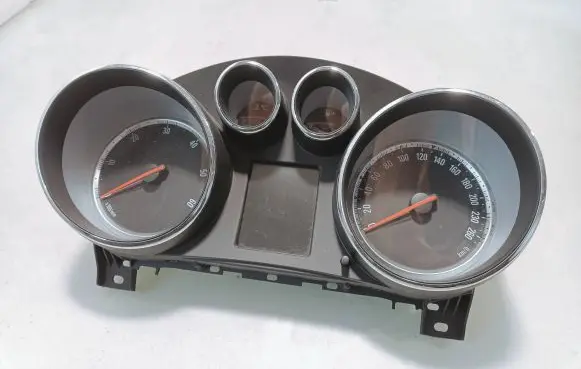 Opel Insignia A Speedometer (instrument cluster) 22956326 365903926