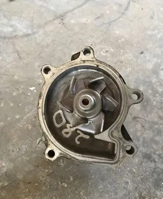 Nissan Primera Water pump 7B22Y