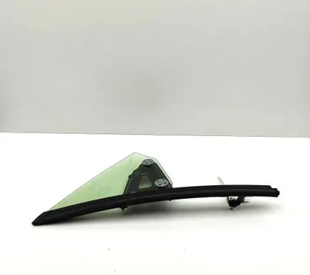 Toyota GR 86 Front vent window/glass (coupe) SU003G0048