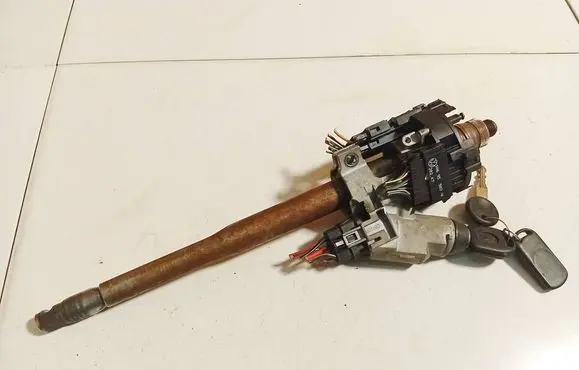Volkswagen PASSAT B4 Steering wheel axle 1H695503 1H695503AA