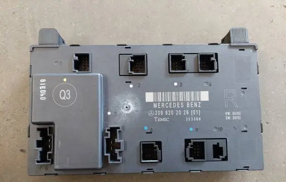 Mercedes-Benz CLK A209 C209 Door control unit/module 2098202026 353386
