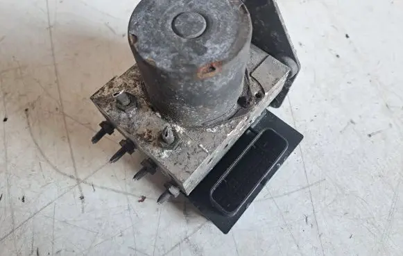 Volkswagen Crafter ABS Pump 0265251365 A0074314612