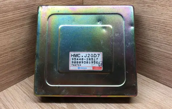 Hyundai Coupe Engine control unit/module 9544028517 9080930195E