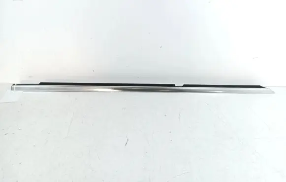 Mercedes-Benz ML W166 Rear door trim (molding) A1667350365