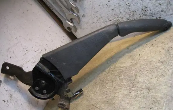 Mitsubishi Pajero Sport I Handbrake/parking brake lever assembly