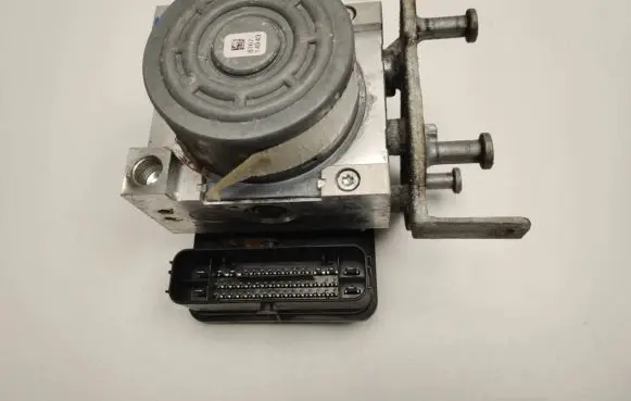 Mercedes-Benz C W205 ABS Pump A2059012800