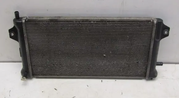 Mitsubishi Outlander Coolant radiator 03704A637