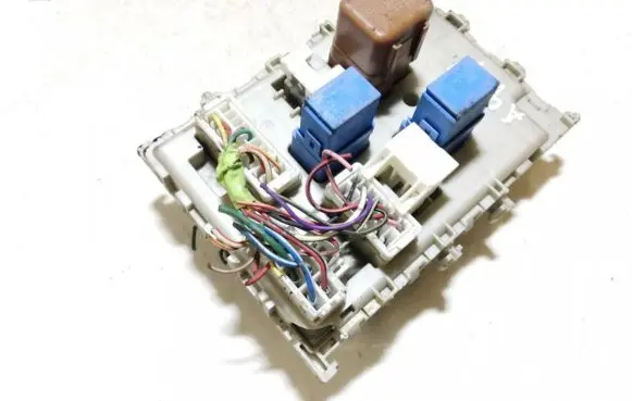 Nissan X-Trail T30 Fuse box set