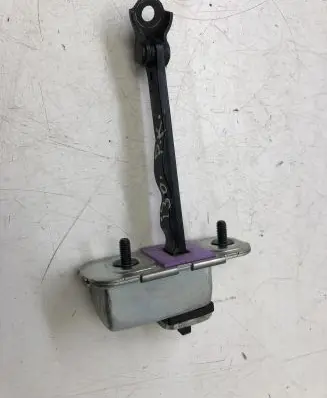 Hyundai i30 Front door check strap stopper 
