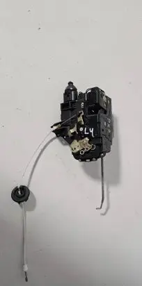 Audi A4 S4 B6 8E 8H Front door lock 4B1837015G