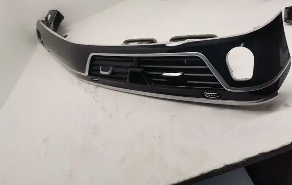 BMW 7 G11 G12 Dash center air vent grill 932995509