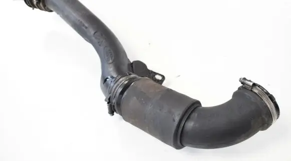 Land Rover Discovery 4 - LR4 Intercooler hose/pipe AH229F876BB