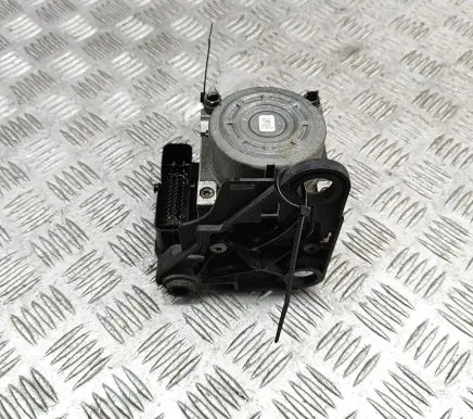 Skoda Superb B8 (3V) ABS Pump 5Q0614517DA 5Q0614517AH