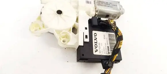 Volvo S40 Rear door window regulator motor 30710149