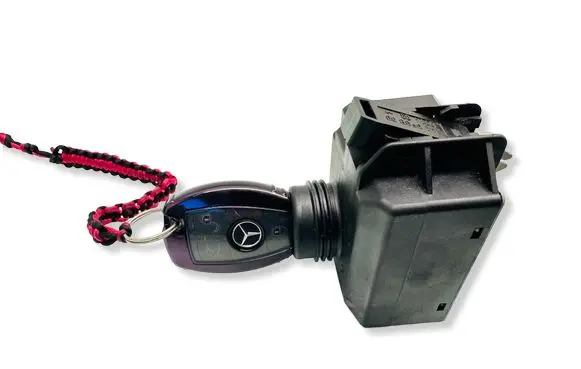Mercedes-Benz E W212 Ignition lock A2129055200 1001986000 01179222