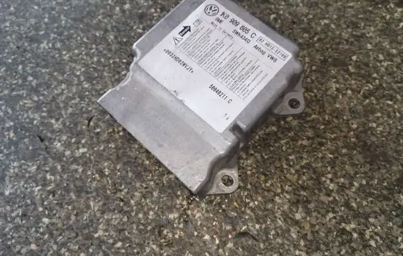 Volkswagen Golf V Airbag control unit/module 1K0909605C