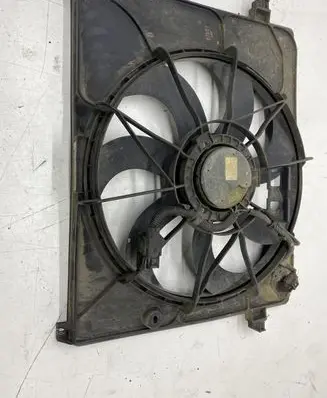 KIA Carens II Radiator cooling fan shroud 253801DXXX