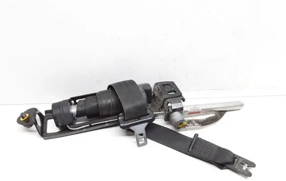 Volvo V50 Front seatbelt 3039102427 6012243L0D