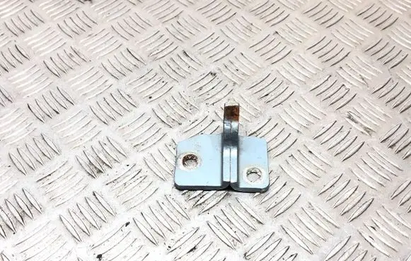 Volkswagen PASSAT B6 Front door upper hinge 