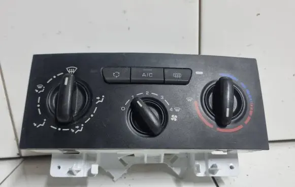 Toyota Proace Climate control unit 170740100