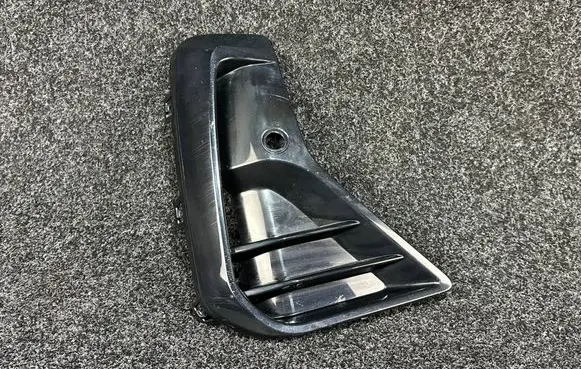 BMW X3 G01 Front bumper lower grill 8081202