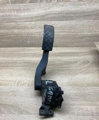 Volkswagen Golf IV Accelerator throttle pedal 1J1723503R