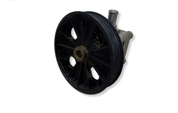 Volvo XC70 Power steering pump 30741122