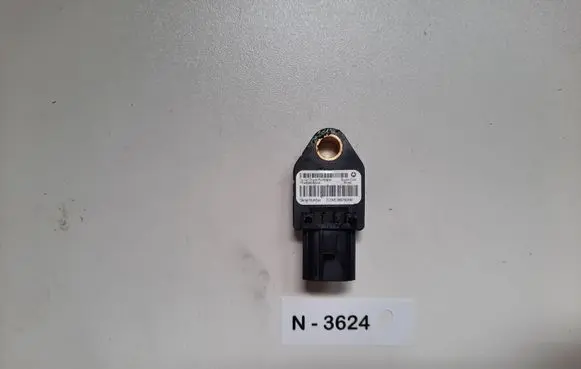 Dodge Caliber Airbag deployment crash/impact sensor P04896065AA