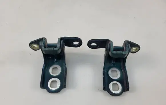 Front door hinge set