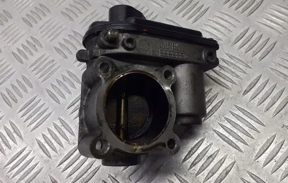 Ford Fusion Throttle body valve 2S64-9E927-C