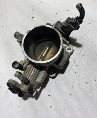 KIA Sportage Throttle valve 35100