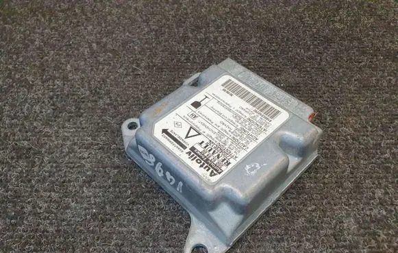 Renault Laguna I Airbag control unit/module 550539600 7700429613C