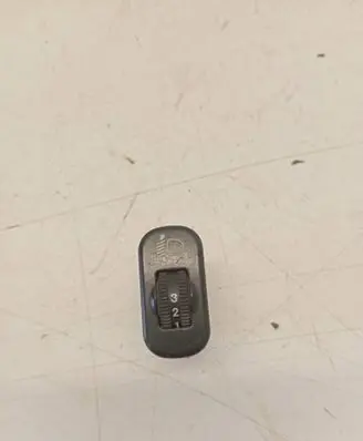 Mercedes-Benz Sprinter W906 Headlight level height control switch 0005444831 32200101