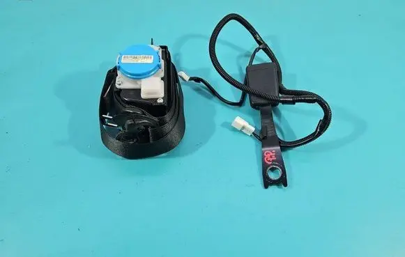 Toyota Yaris Front seatbelt 73210-0D320 IMPRK1472643