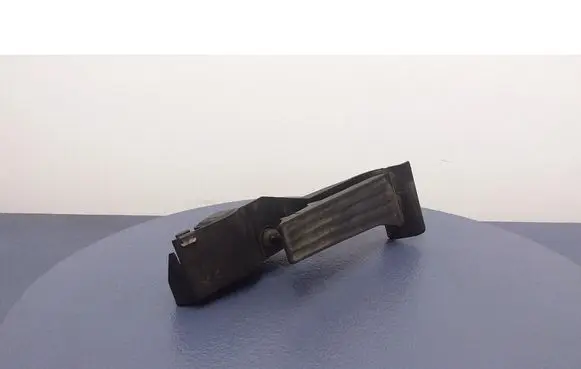 BMW 3 E46 Accelerator throttle pedal 6762481