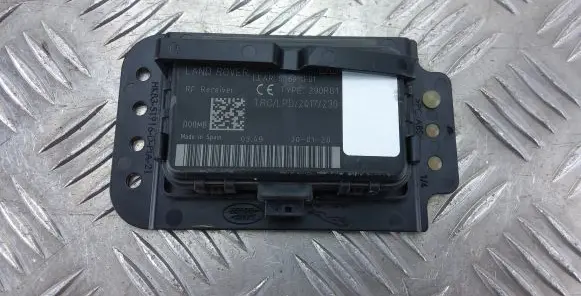 Land Rover Evoque II Antenna control unit K8D215K602BB 5D6911F01 290RG1