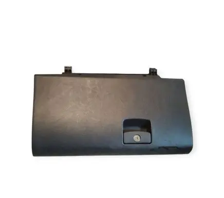 Subaru Outback (BS) Glove box