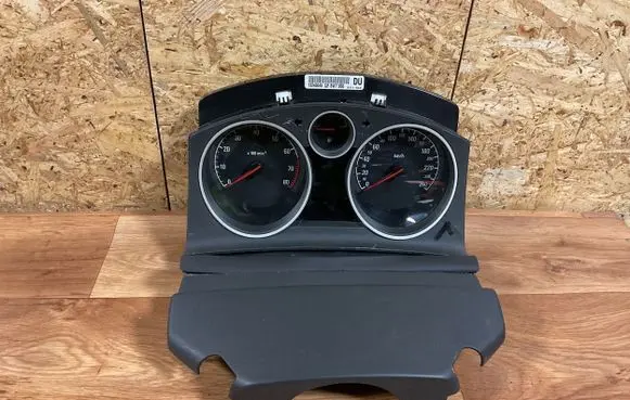 Opel Astra H Speedometer (instrument cluster) 13243045 SW7655