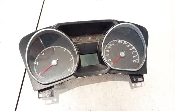 Speedometer (instrument cluster)