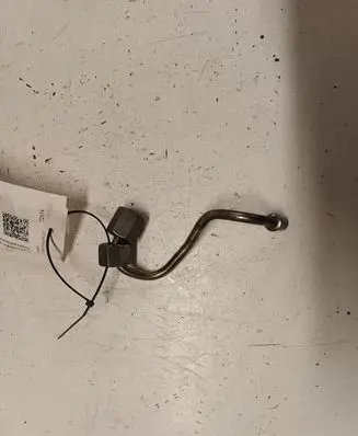BMW 3 E90 E91 Fuel injector supply line/pipe
