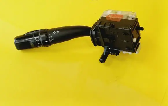 Toyota Avensis T250 Indicator stalk 173650