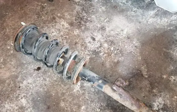 Lexus GS 300 350 430 450H Front shock absorber with coil spring 4852030130