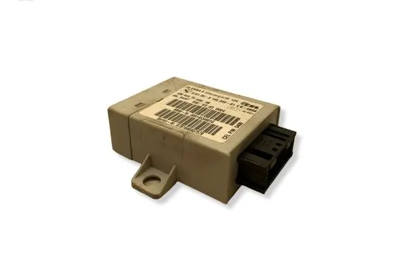 BMW X3 E83 Camera control unit module 10844410