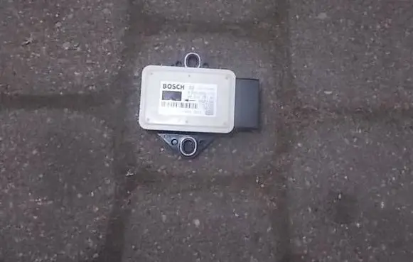 Citroen C4 I Picasso ESP acceleration yaw rate sensor 9663138180